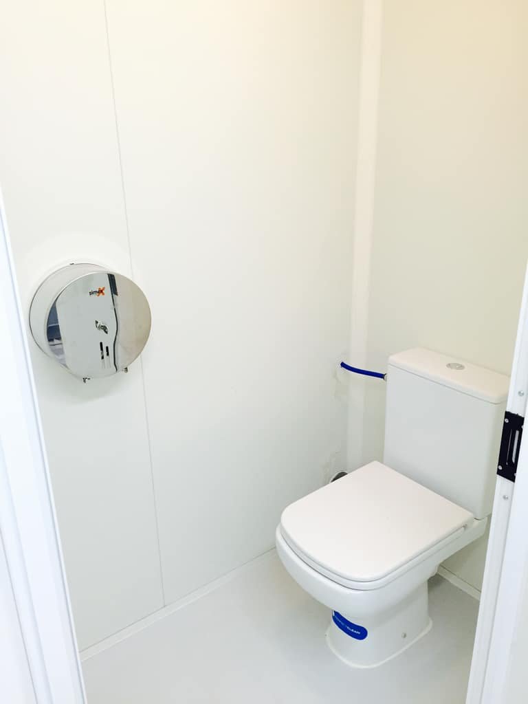 conteneur wc toilettes